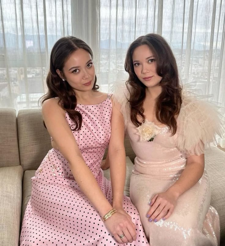 Laufey and Junia Today